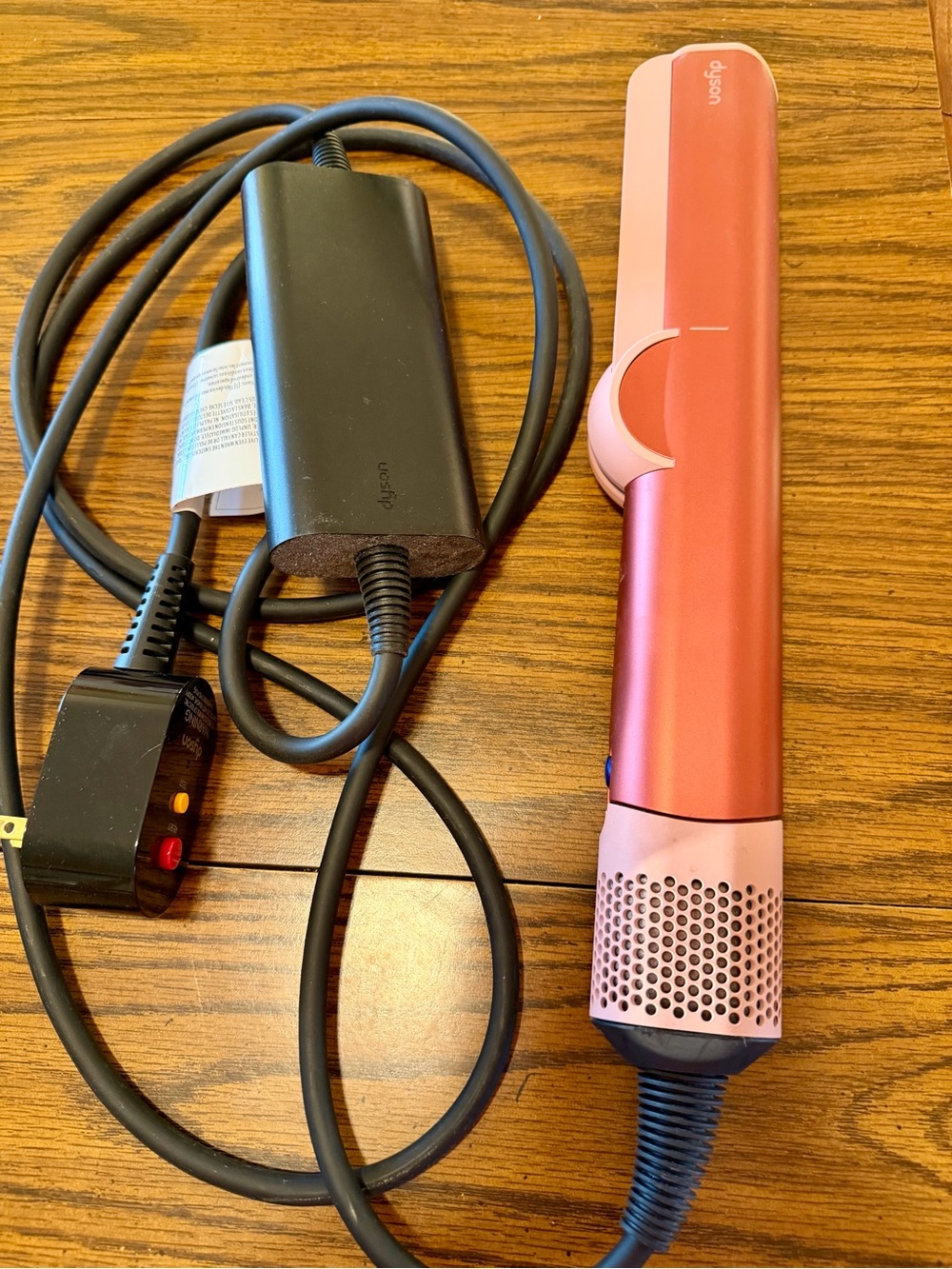 Dyson Pink and Rose Gold Air Straight - Picture 2 of 2